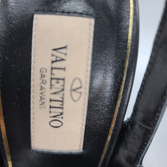 Valentino Garavani Rockstud Boudoir Pump sz 38 NIB - Picture 3 of 11